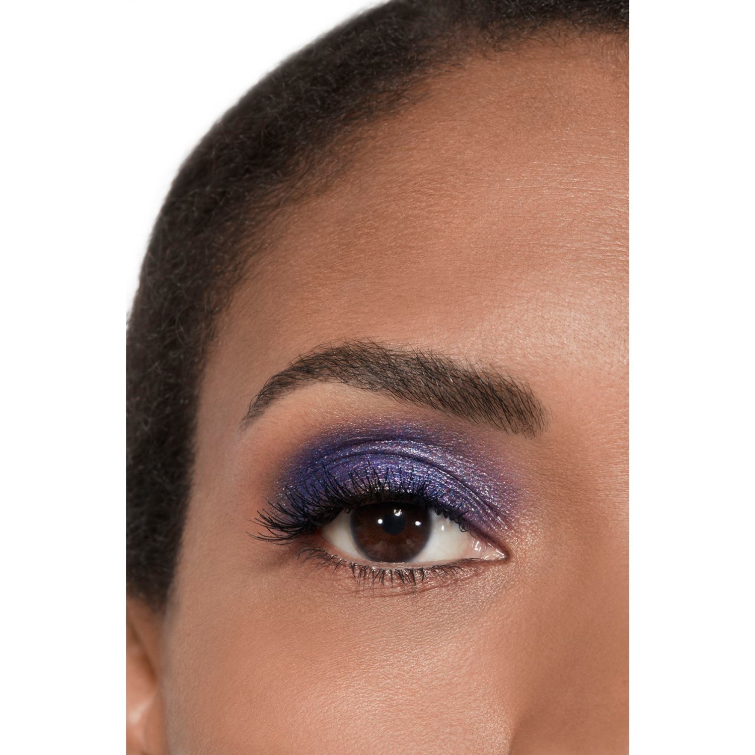 SOMBRA DE OJOS LÍQUIDA DE LARGA DURACIÓN